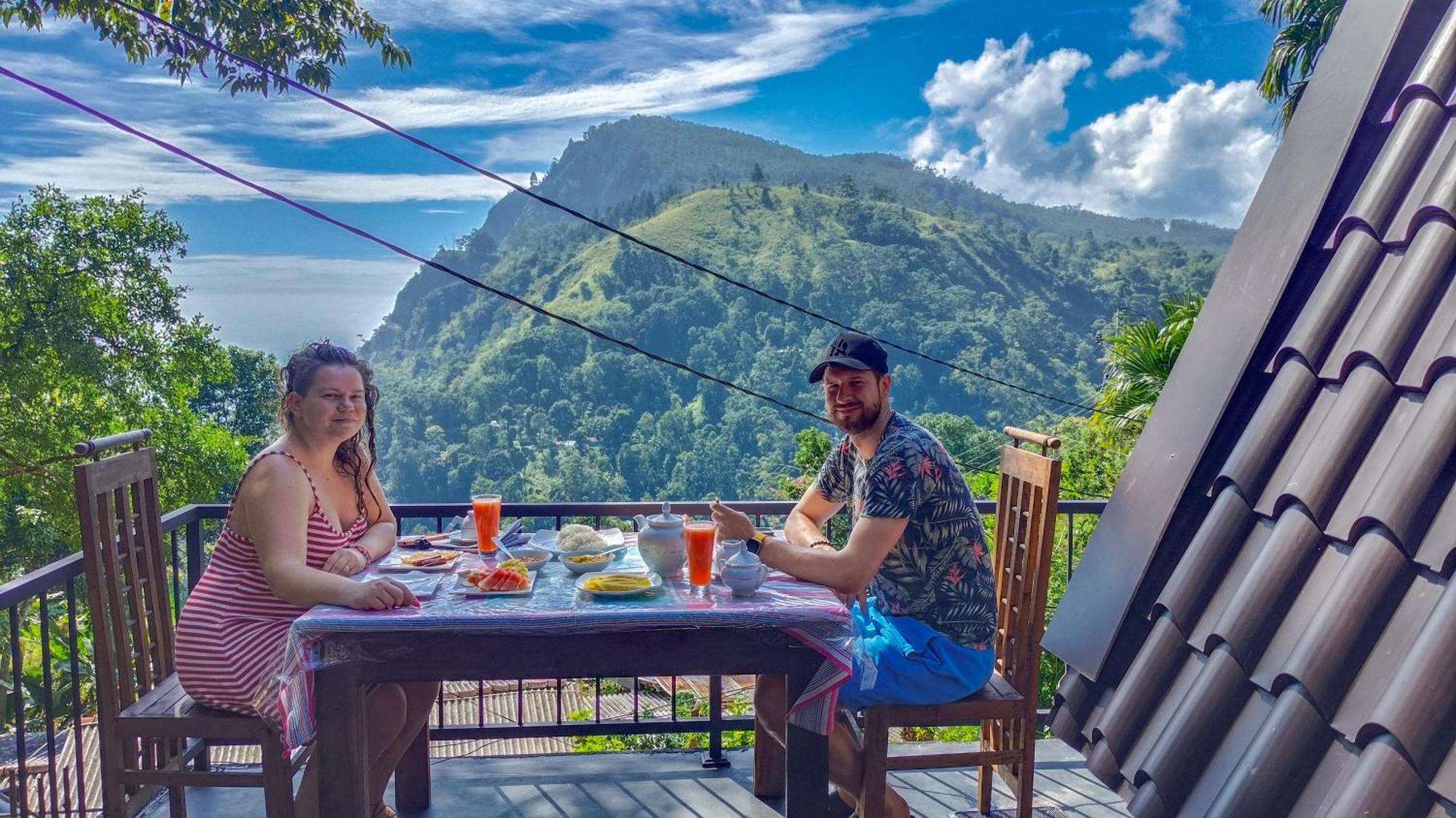 White Moon Cabin & Cottage Ella Ngoại thất bức ảnh