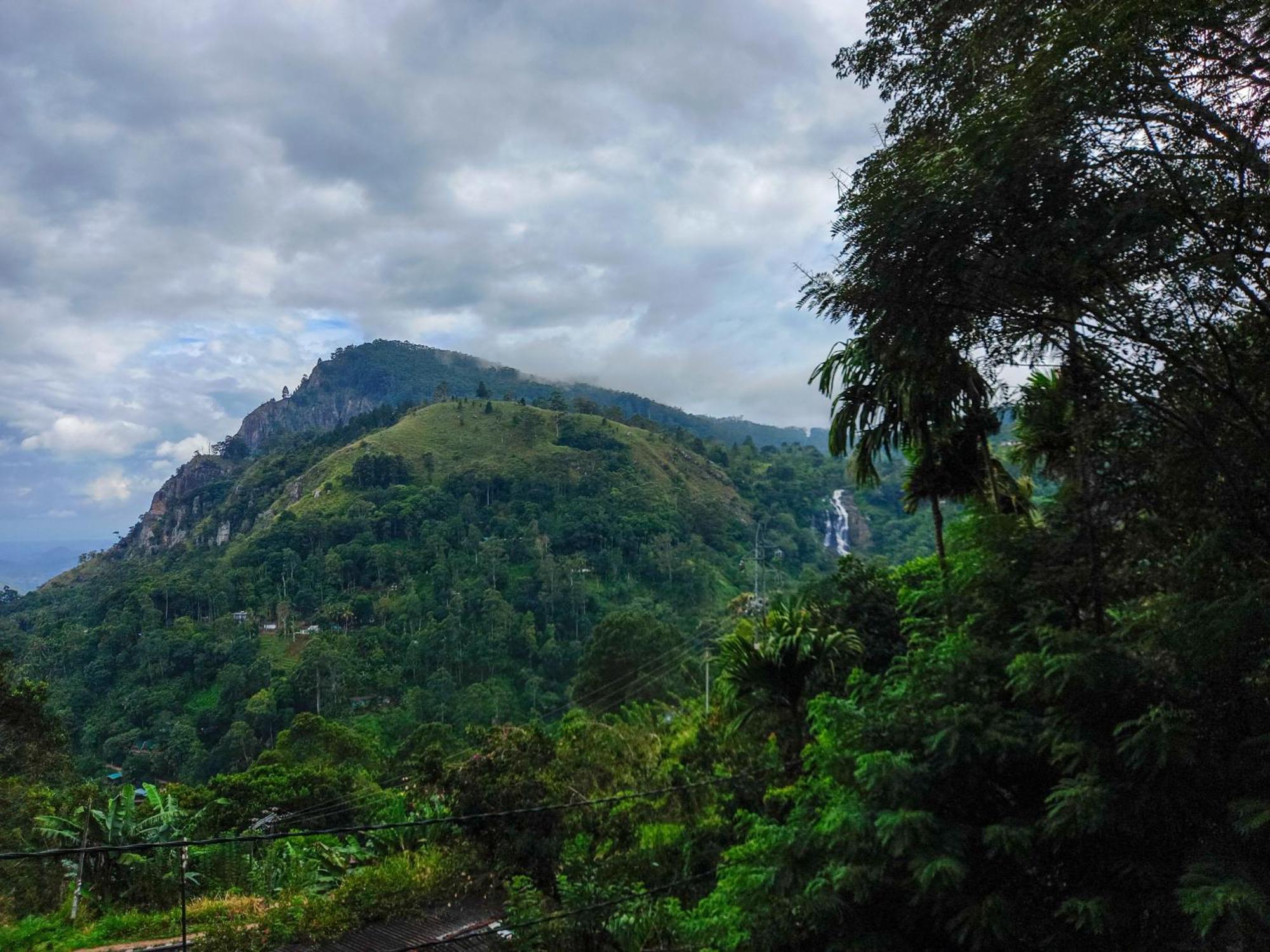 White Moon Cabin & Cottage Ella Ngoại thất bức ảnh